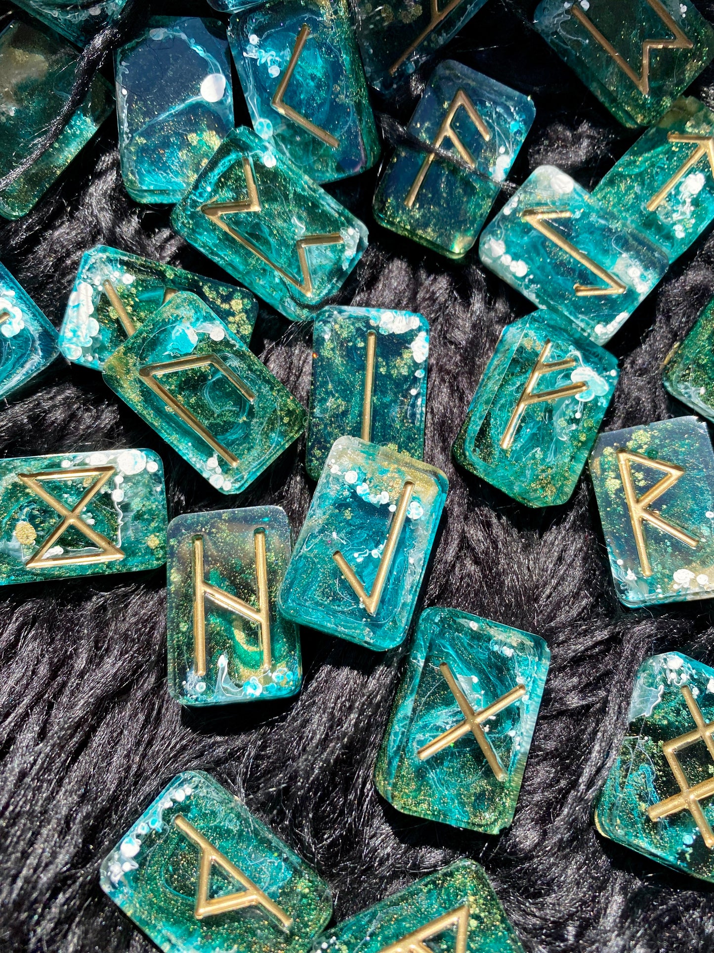 Viking Seas - Orgonite Rune Set