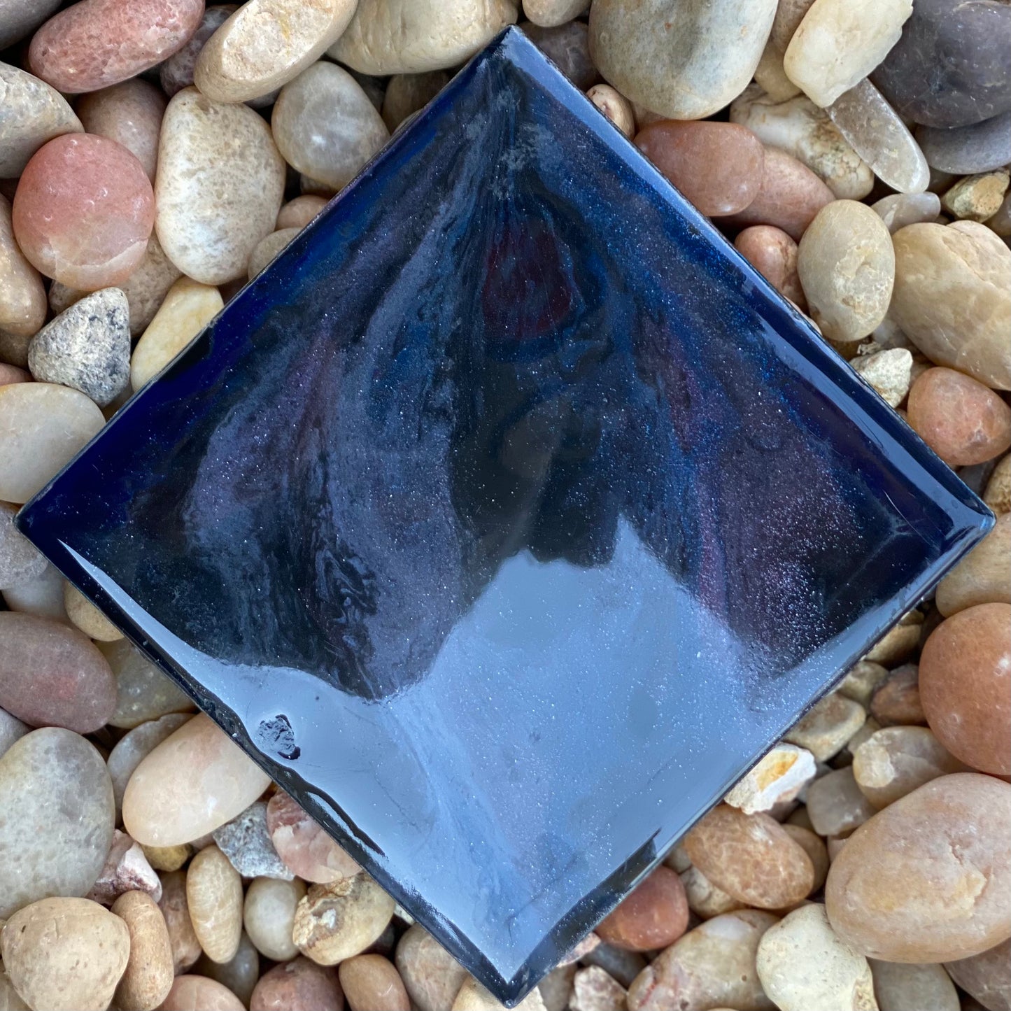 Single Tile with Easel