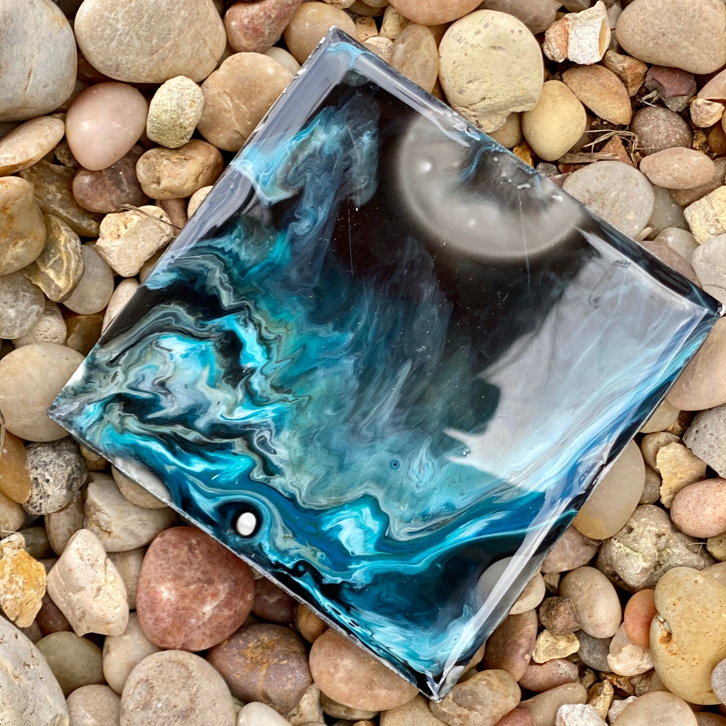 Single Tile with Easel
