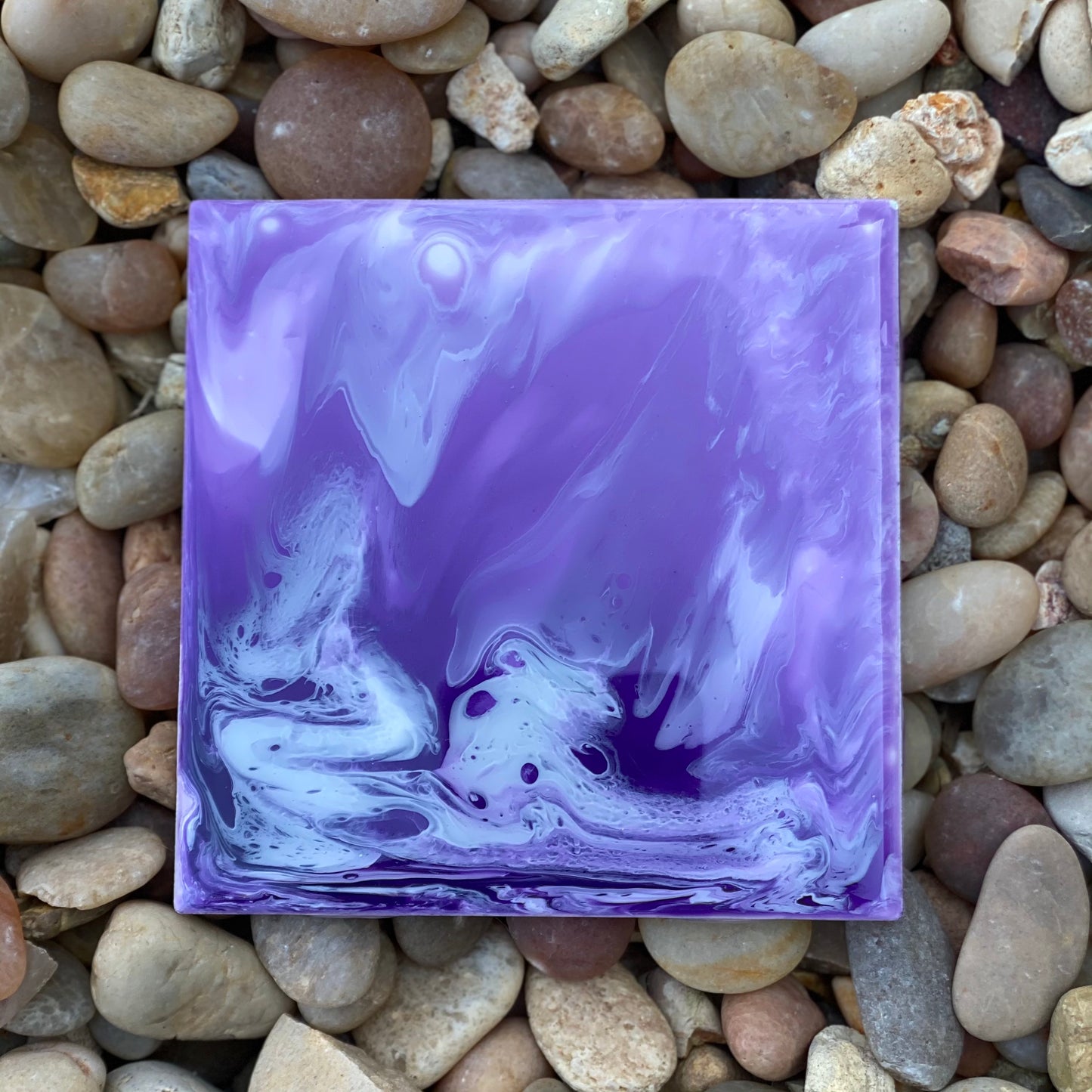 Single Tile with Easel
